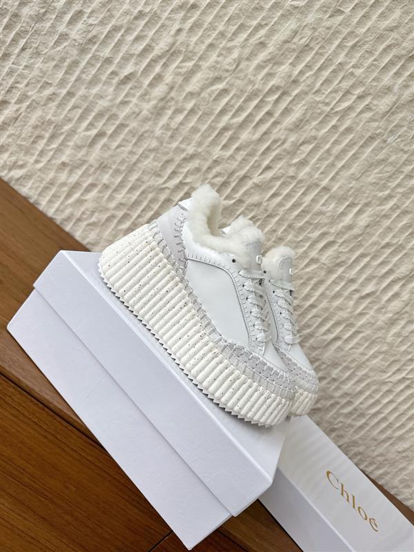 2025112815381951 390